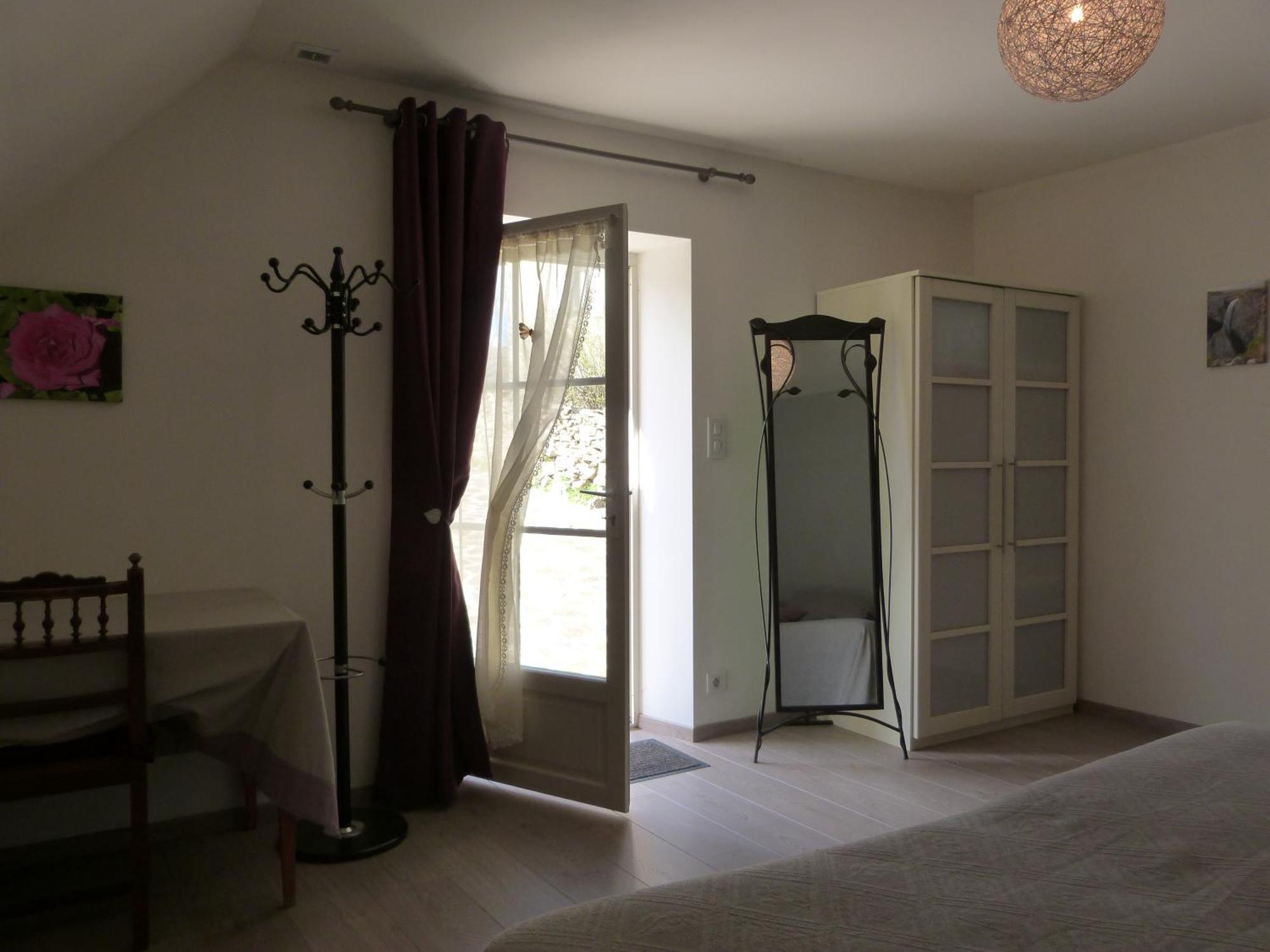 La Reine des prés Chambres d'Hôtes Saint-Bonnet-de-Chirac Quarto foto